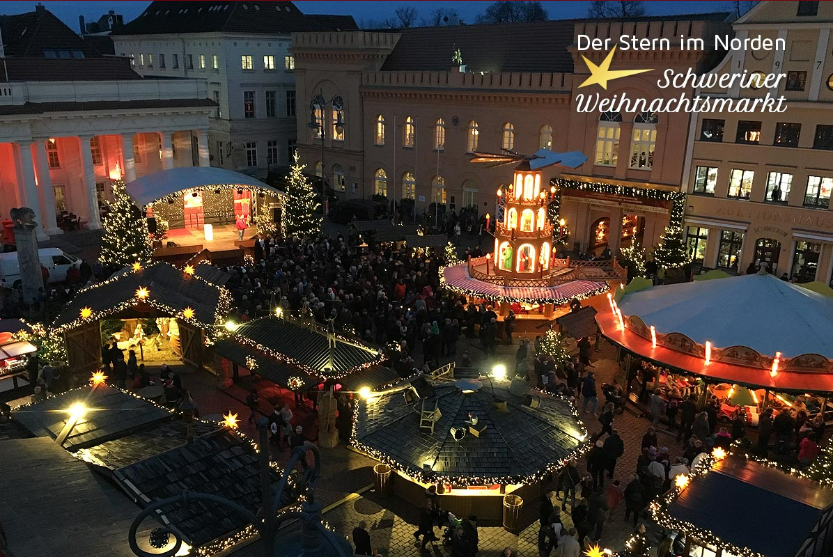 Julmarknad i Schwerin, på ett torg